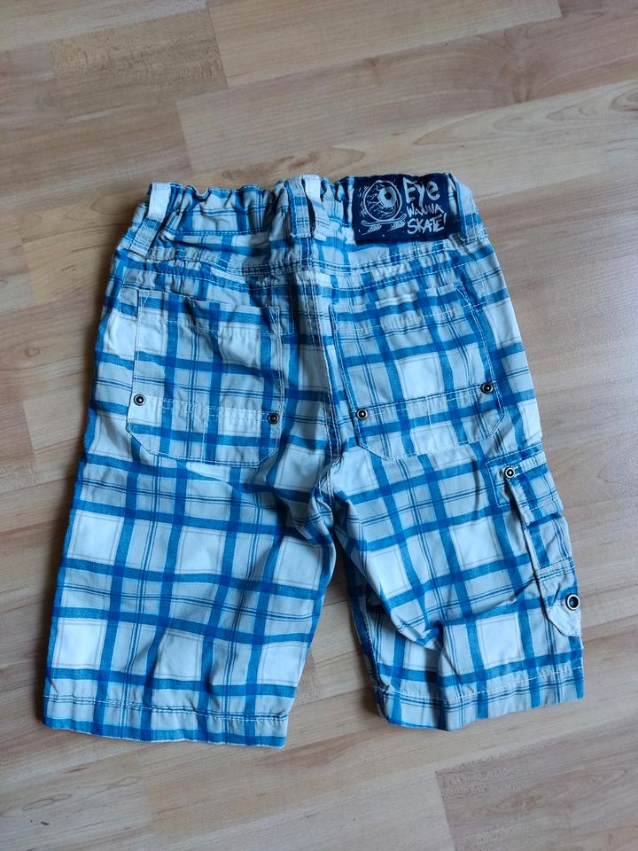 H&M Kinder Sommerhose kurz Shorts Gr. 104 blau weiß kariert in Norderstedt