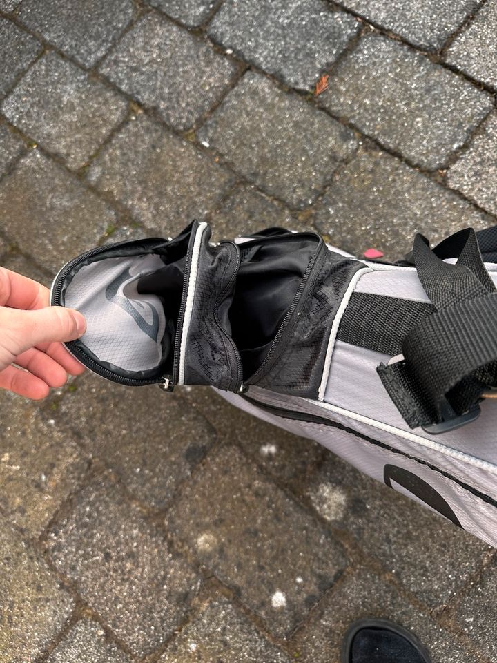 Portabler Golfbag von anatomic in Warendorf