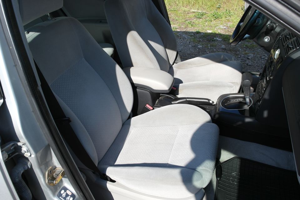 Ford Mondeo Automatik Tüv Au 04/2026 weing gelaufen in Porta Westfalica
