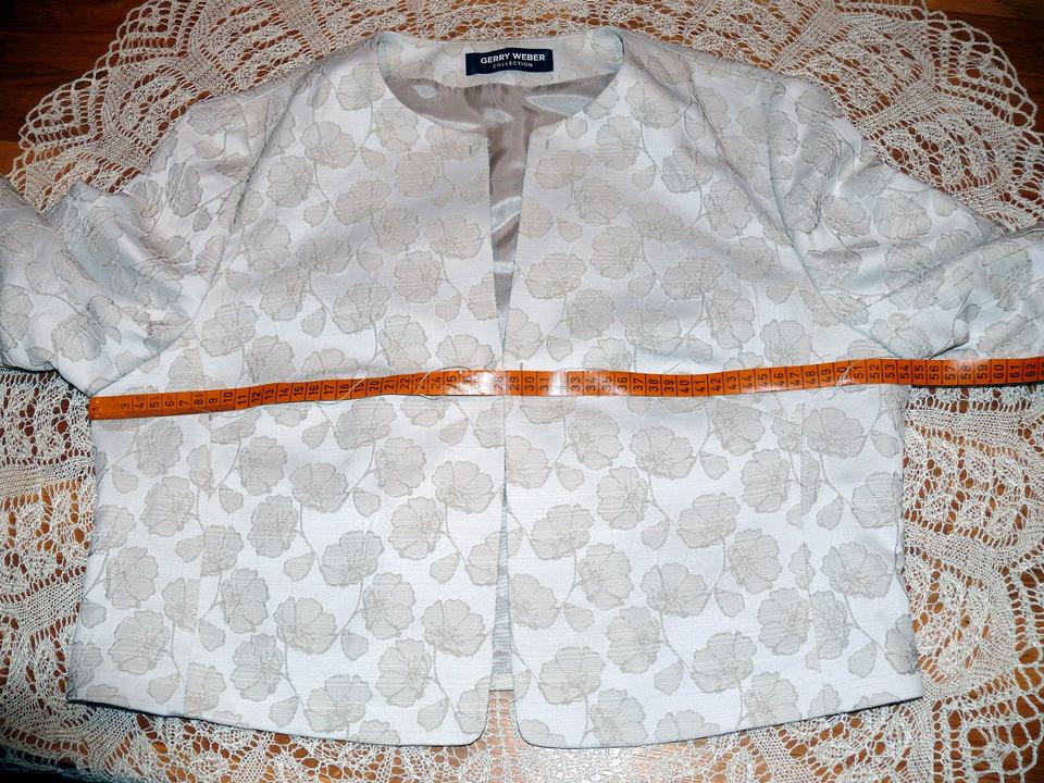 Jacke Blazer Kurzblazer festlich Gerry Weber Gr. 42 beige in Burghaun