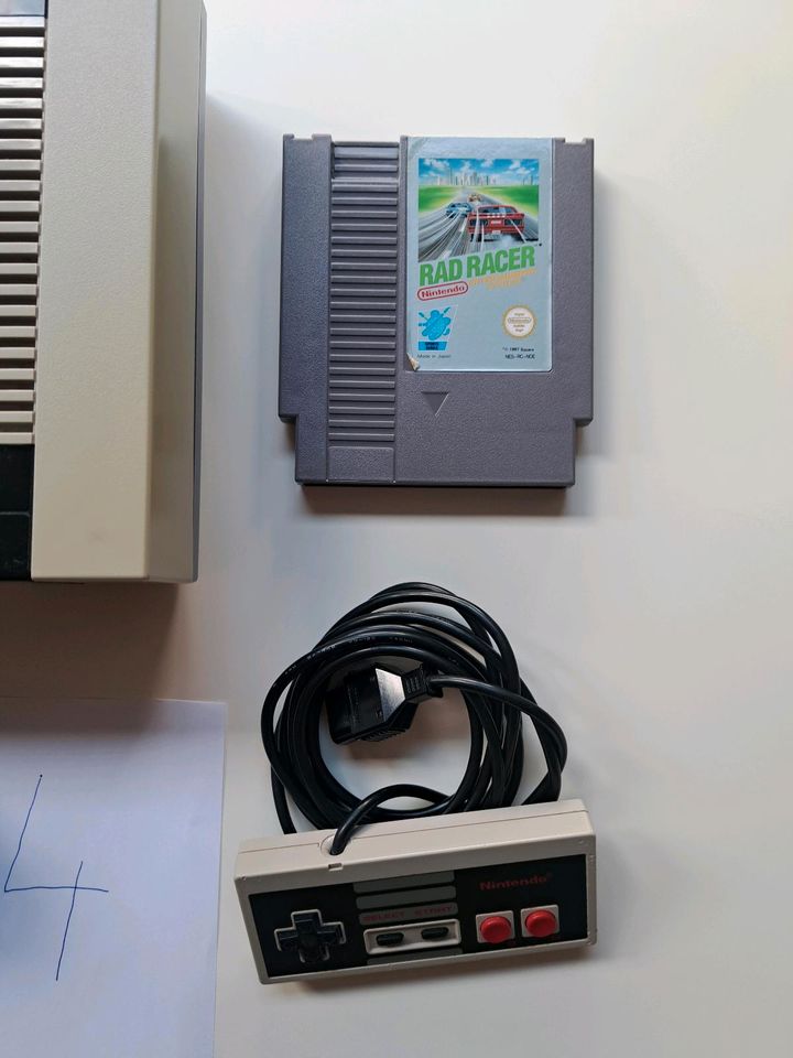 Nintendo NES Konsolen, Spiele und Zubehör in Harrislee