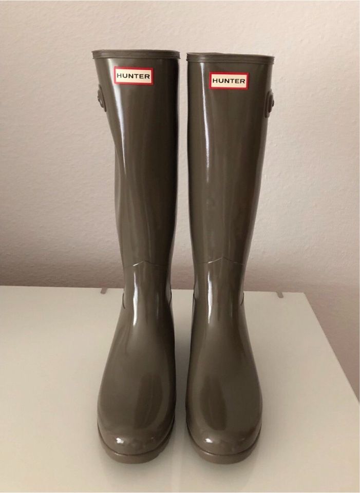 HUNTER Women Original Refined Gloss Gummistiefel in Frankfurt am Main