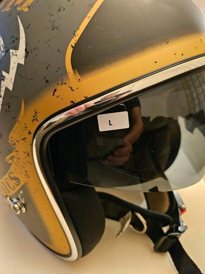 Designer Motorrad Helm , ️ in Hamburg