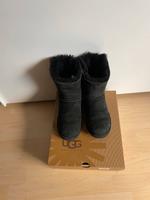 UGG Boots in schwarz Gr. 37 Bayern - Kaufbeuren Vorschau