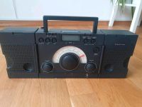 NEU Vintage ARCO Radio Stereo Wecker Radiowecker Zusammenklappbar Düsseldorf - Pempelfort Vorschau