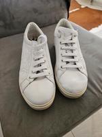 Sneaker von Bugatti Gr 39 weiß Nordrhein-Westfalen - Gütersloh Vorschau