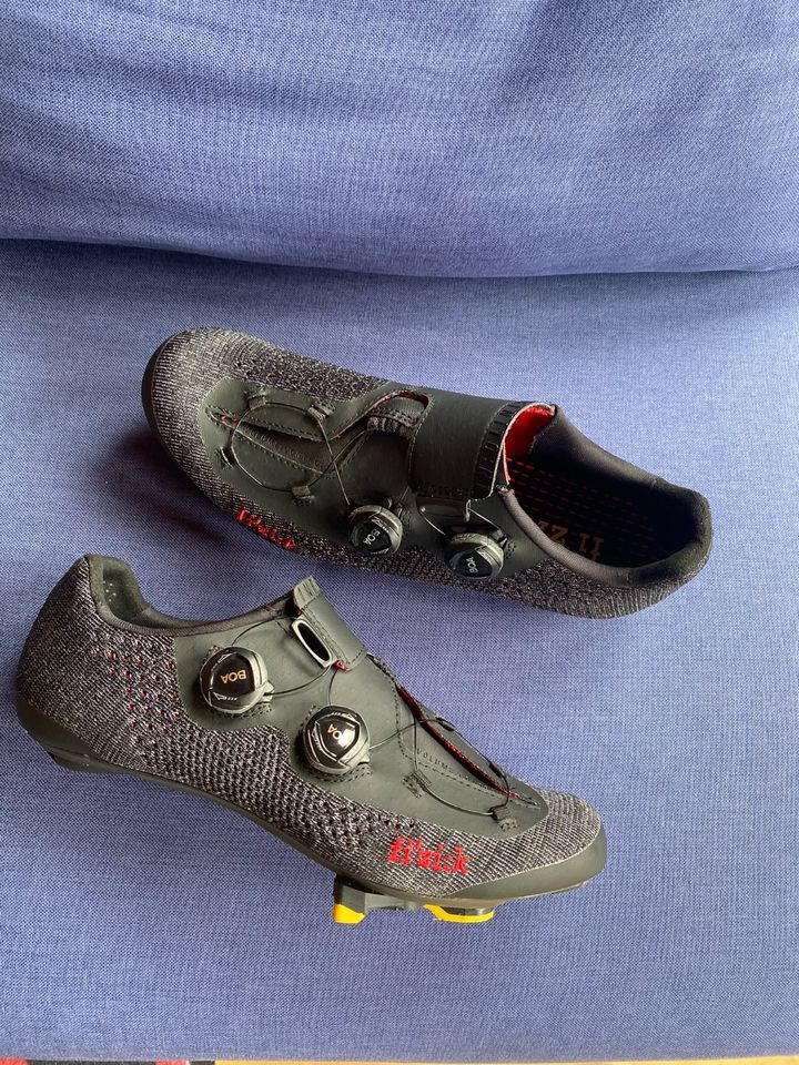 Fizik Infinito R1 Knitted Rennrad Schuh black/red - 43 in Vechta