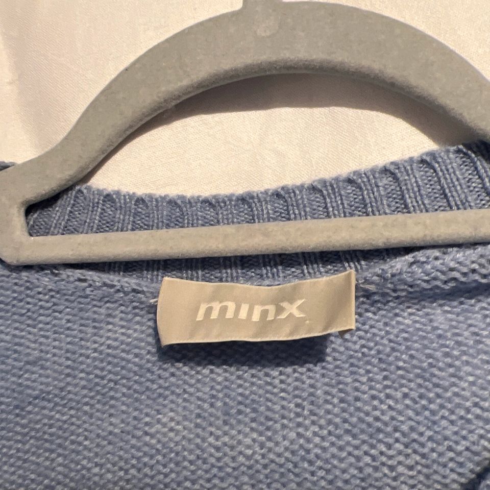 Minx bei Eva Lutz Pulli hellblau Größe 38 Kaschmir/Wolle in Schwalmstadt