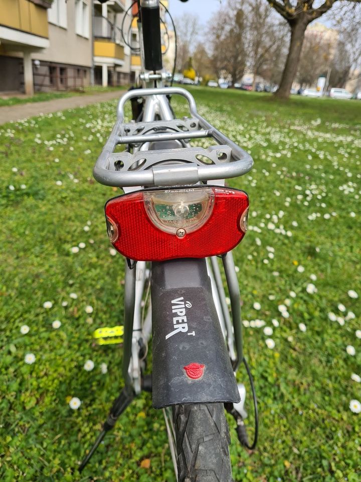 Trekkingrad Cube Overland terra line mit Licht, hydraul. Bremsen in Magdeburg