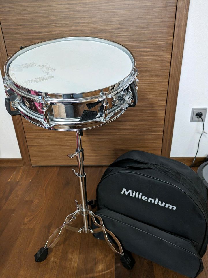 Trommel für Anfänger Millenium SD-17 Snare Drum Starter Kit in Wolferstadt
