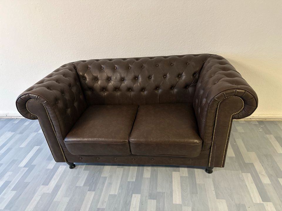 Chesterfield Vintage 2 er Couch in Hagen