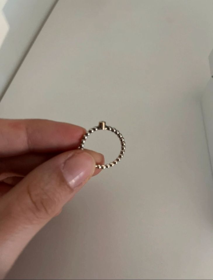 Pandora Kügelchenring bicolor mit Diamant in Leverkusen