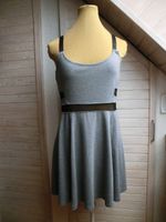 H&M Damen Ärmelloses Kleid gr.38 Nordrhein-Westfalen - Neuss Vorschau