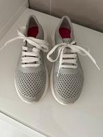 Crocs Literide grau Gr. 38 (W7) Niedersachsen - Wolfsburg Vorschau