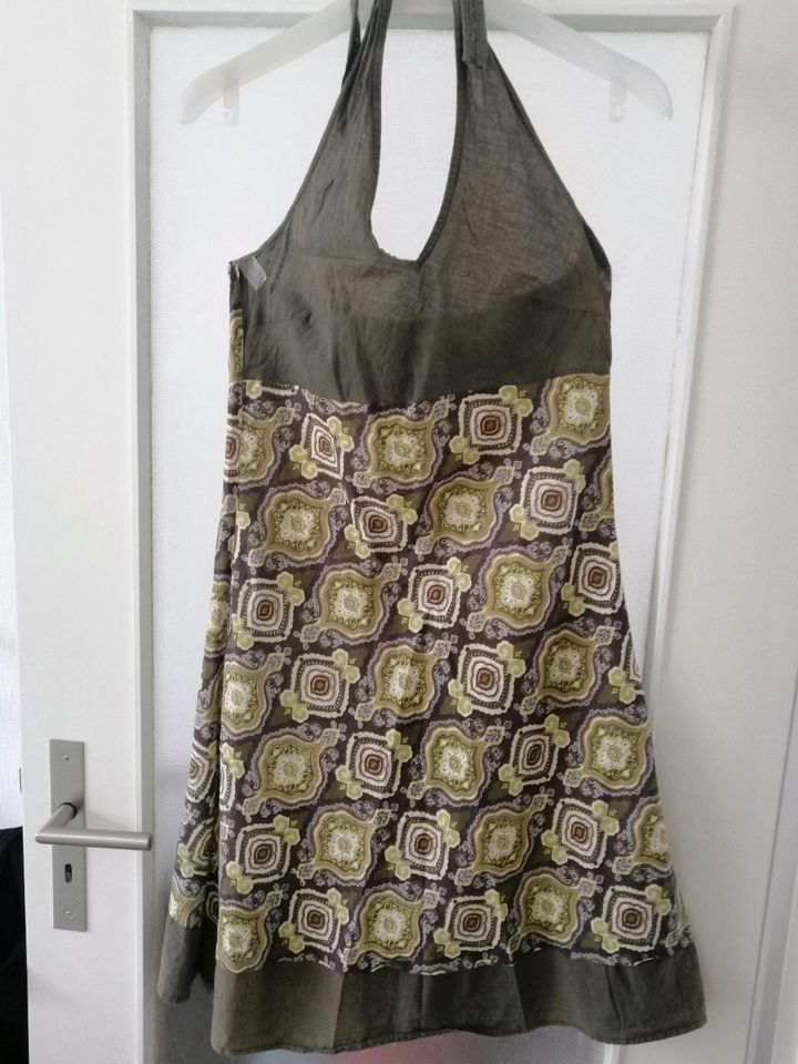 Neckholder Sommerkleid, leicht und luftig Gr. 38 in Löffingen