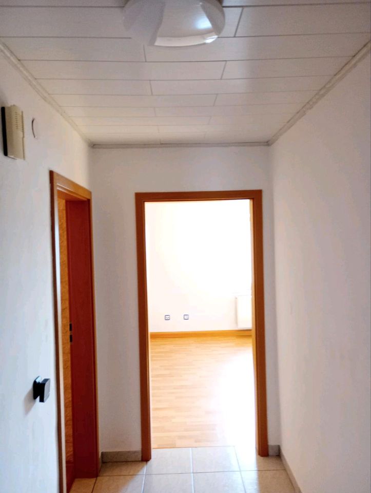 3 Zimmer Wohnung in 93346 Ihrlerstein in Niederviehbach