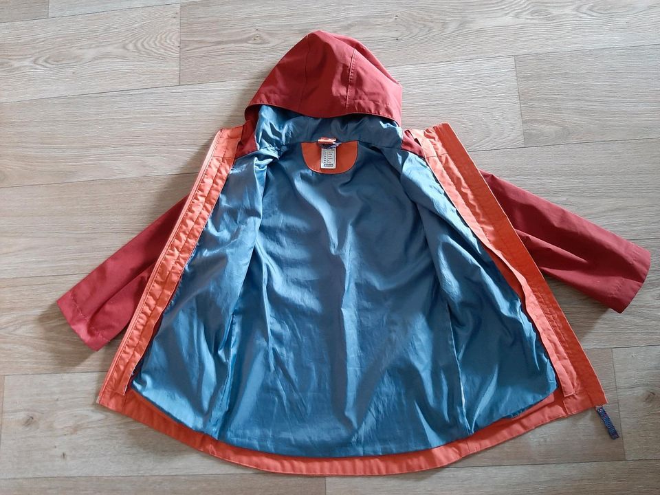 Regenjacke für Mädchen in Größe 110/116 in Naumburg (Saale)