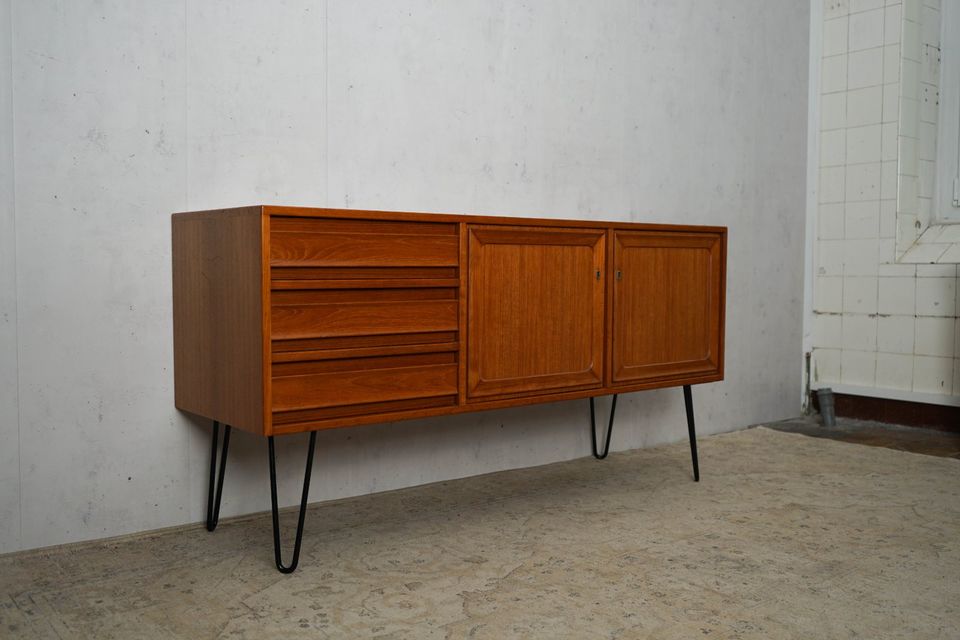 Teak Sideboard Kommode Anrichte Dänisch Vintage 60er Mid Century in Hamburg