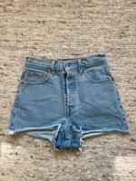 Levi‘s Ribcage Shorts W26 Bayern - Bad Endorf Vorschau