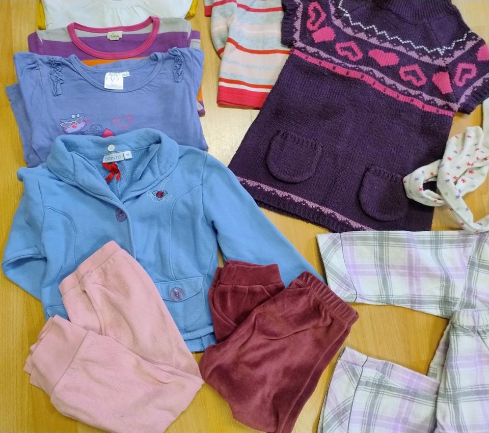 Mädchen Kleidung Langarmshirts, Westen, Hosen 86 / 92 - je 0,50 € in Freisbach