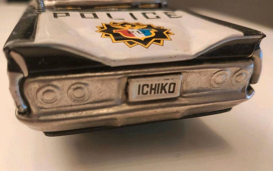 Ichiko Japan altes Blech Spielzeug Auto  Chevrolet Police vintage in Hüttenberg