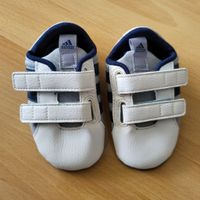 Unbenützte UNISEX ADIDAS-Babyschuhe in der Größe 18 oder 2K! Bayern - Opfenbach Vorschau