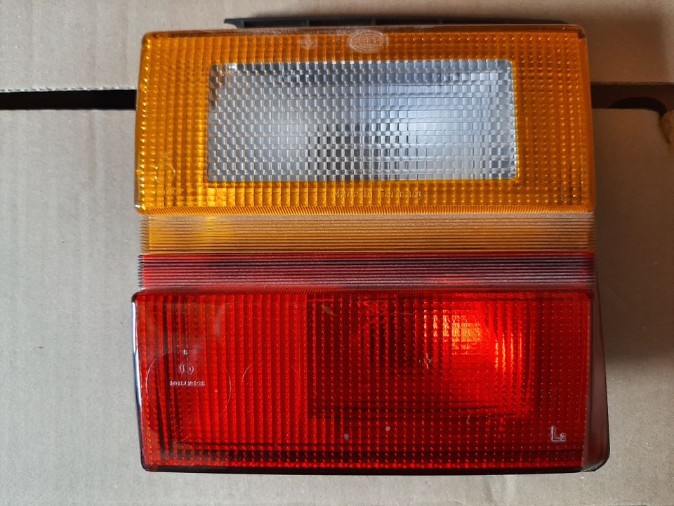 AUDI 100 Rücklicht hinten rechts 4439 45225 in Königsbronn