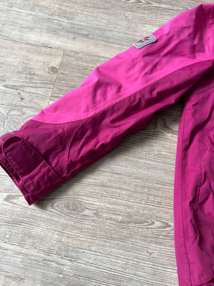 Jack Wolfskin Regenjacke Gr 116 Himbeerpink in Salzgitter