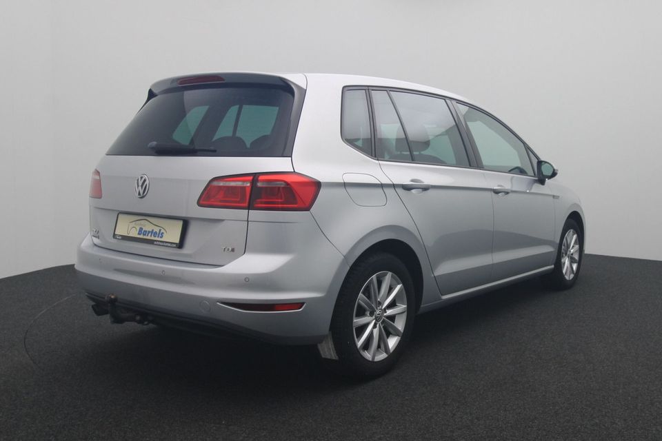 Volkswagen Golf Sportsvan 1.6TDI Lounge BMT/Start-Stopp AHK in Sögel