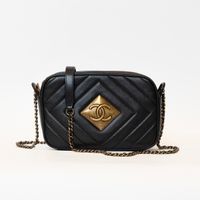 Chanel Camera Tasche Schwarz Lambskin mit goldener Hardware Frankfurt am Main - Altstadt Vorschau