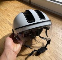 NEU! ABUS HUD-Y Ace Fahrradhelm Größe 57-61cm weiß mit Licht Baden-Württemberg - Karlsruhe Vorschau