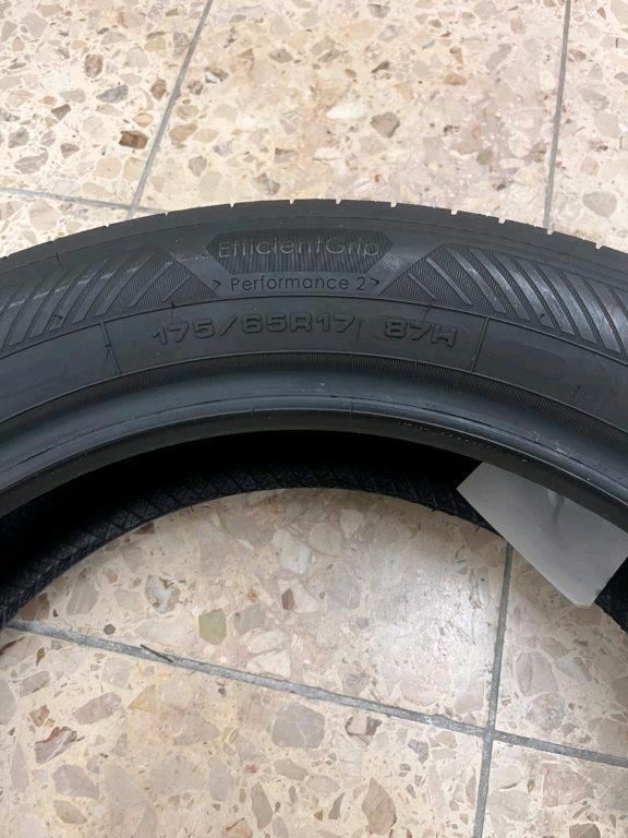 175 65 17 Sommer Neu goodyear Michelin 40stück  TOYOTA AYGO in Leverkusen