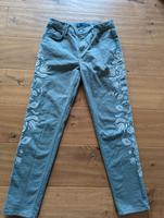 Boden Jeans grün khaki Girlfriend UK 12 38 M Stickerei Blumen Rheinland-Pfalz - Oberotterbach Vorschau