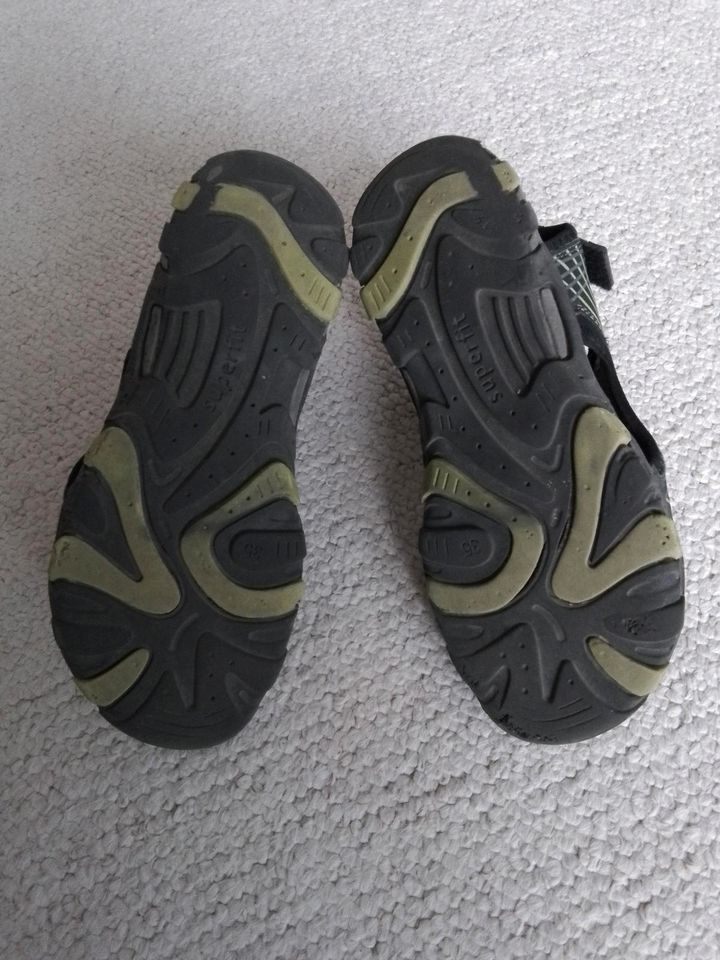 Sandalen Schuhe Superfit Gr. 35 in Heikendorf