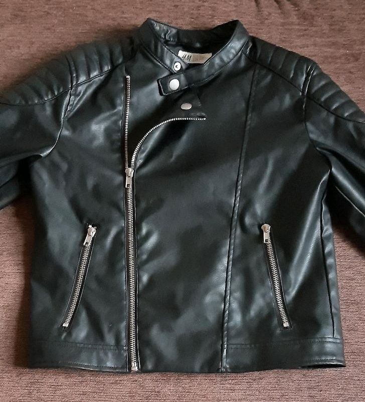 Biker Jacke, schwarz, Gr. 134, H&M in Munster