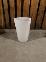 Vase groß weiß Milchglas Bodenvase Berlin - Steglitz Vorschau