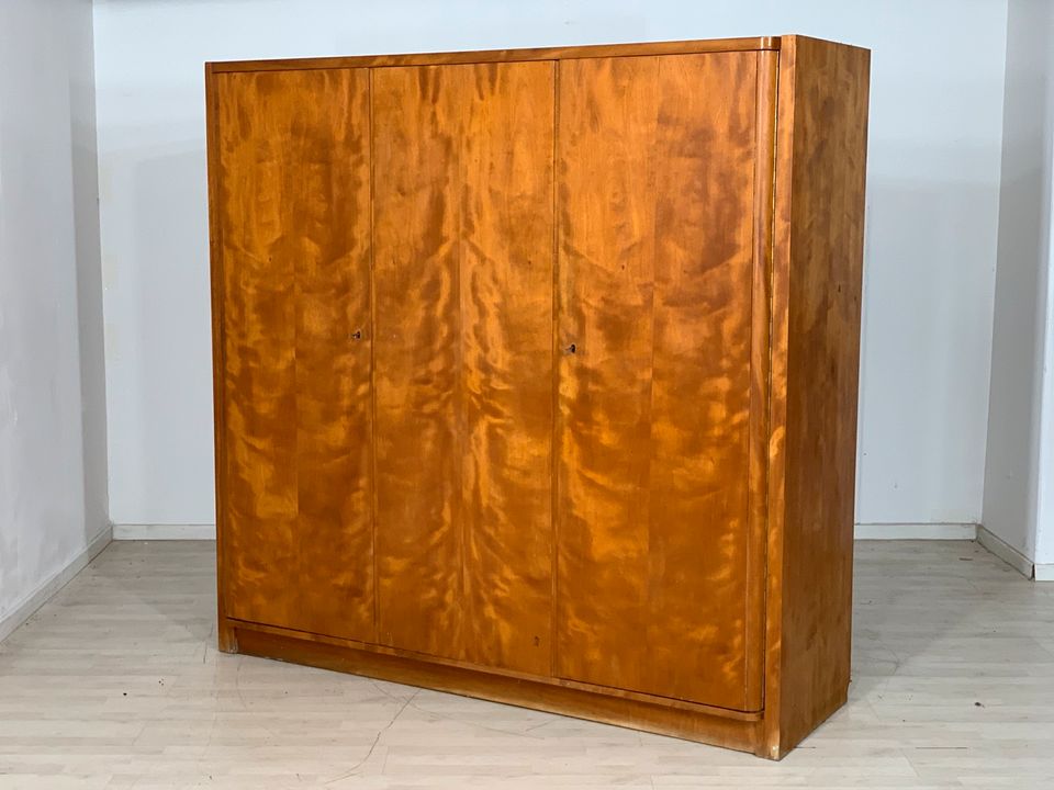 MID CENTURY KLEIDERSCHRANK SCHRANK WARDROBE VINTAGE in Berlin