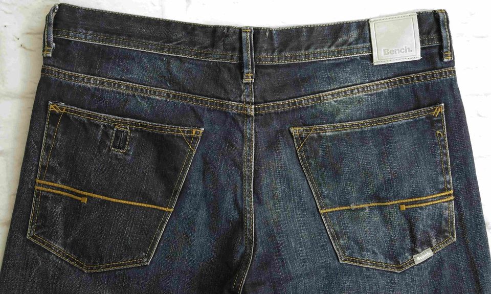 Bench – Herrenjeans Gr. 36/34 Schwarz Washed-Out – Hose / Jeans in Hannover