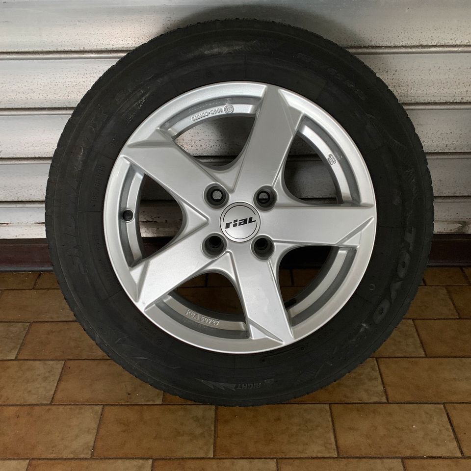 15 Zoll Peugeot Citroen Alufelgen 185/65R15 Winterreifen in Remscheid