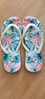 Mädchen Roxy Flip Flops/ Zehentrenner Gr.34/35 Köln - Köln Dellbrück Vorschau