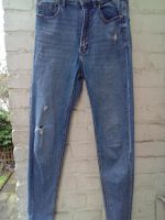 STRADIVARIUS JEANS IM USED LOOK, BLAU, GR. 38 Düsseldorf - Heerdt Vorschau