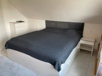 Ikea Brimnes Bett mit Kopfteil + Leirsund Lattenrost + Nachttisch Nordrhein-Westfalen - Wiehl Vorschau