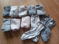 Niedliche Kindersocken 10 Paar Größe 23-26 Baden-Württemberg - Waldkirch Vorschau