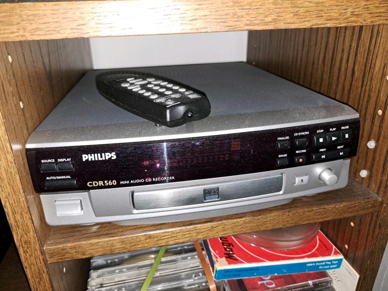 Used Philips CDR 560 CD players for Sale | HifiShark.com Used Philips CDR 560 CD players for Sale | HifiShark.com