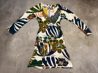 Desigual Kleid Sommer weiß blau grün XS mit V-Ausschnitt Saarbrücken-Dudweiler - Dudweiler Vorschau