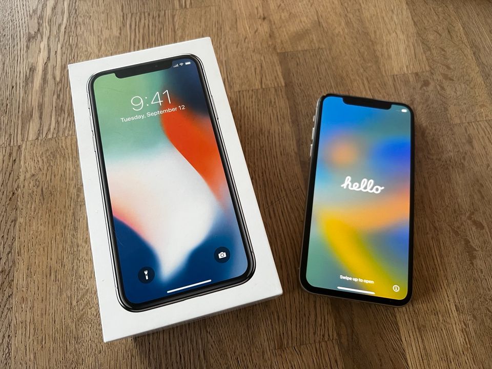 Apple iPhone X 256GB silber (Model A1901) gebraucht in Werder (Havel)