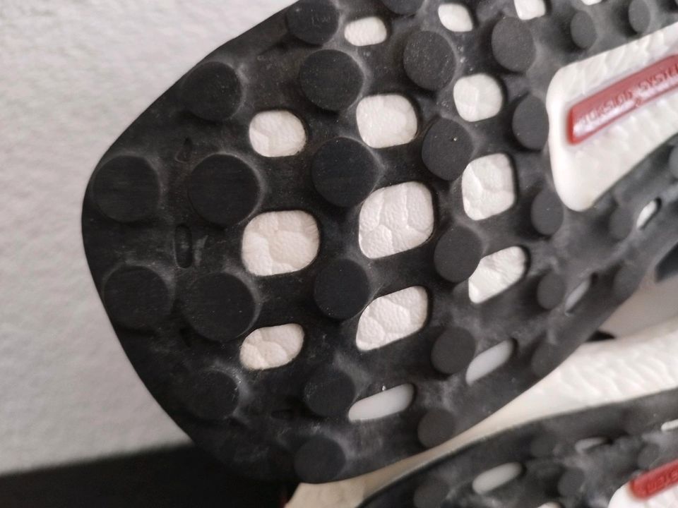 Adidas Ultra Boost NP 180€ gr. 45 Laufschuhe, Sneaker in Lahr (Schwarzwald)