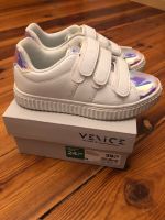 Sneakers von Venice, Gr. 31, weiß Berlin - Lichtenberg Vorschau