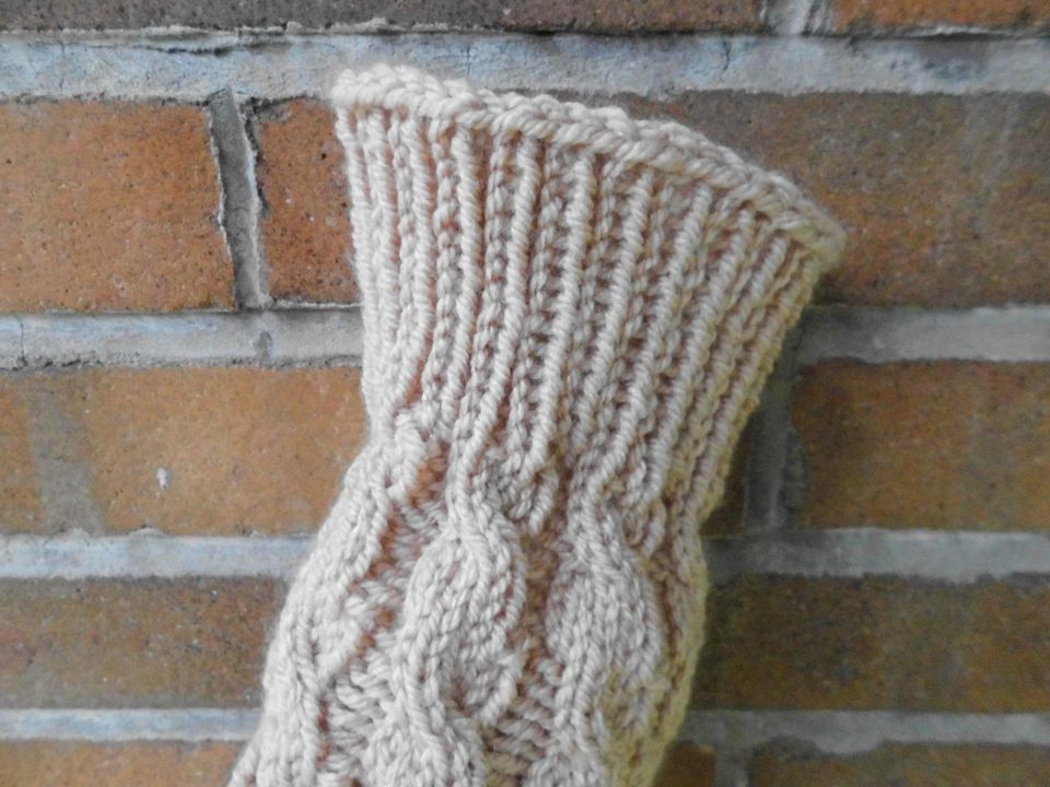 Armstulpen beige Beinstulpen gestrickt Stulpen Pulswärmer L / XL in Berlin