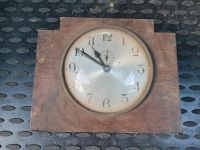 Alte Uhr Wanduhr Holz DDR retro vintage shabby Werkstatt Glas VEB Sachsen - Zwickau Vorschau